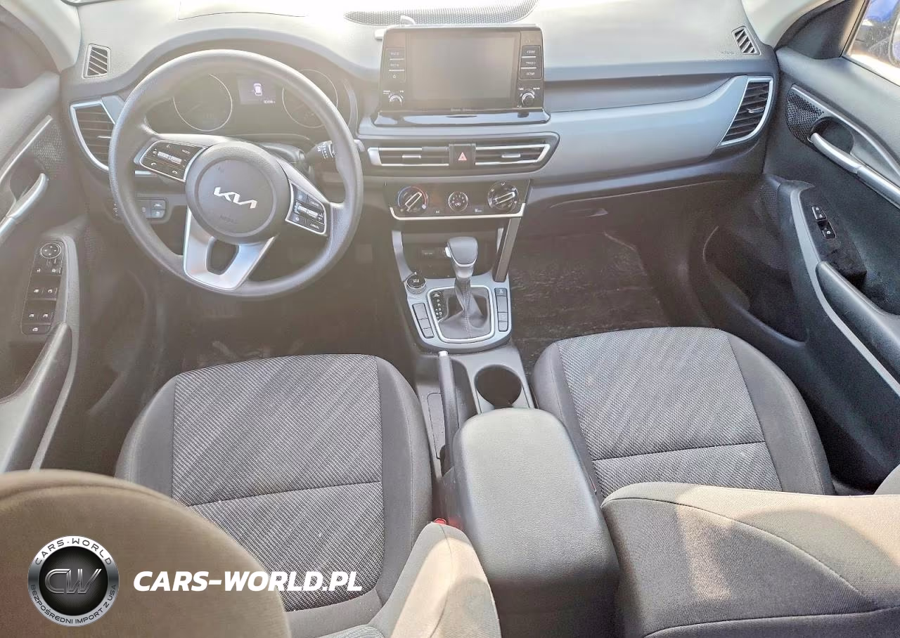 2022 Kia Seltos Lx VIN:KNDEPCAA8N7303200 - 8