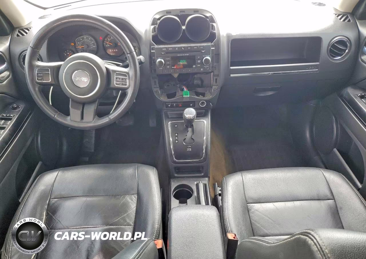 2017 Jeep Patriot Latitude VIN:1C4NJPFA2HD209577 - 8