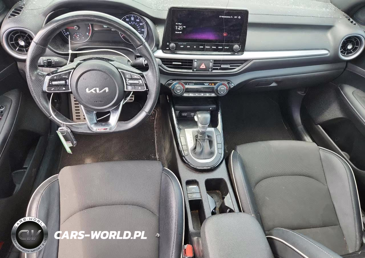 2023 Kia Forte Gt Line VIN:3KPF54AD0PE610129 - 8