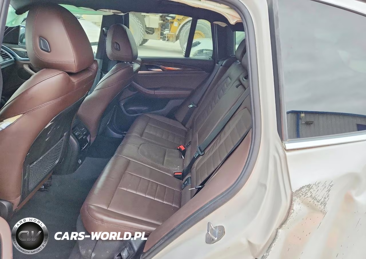 2019 BMW X3 xDrive30I VIN:5UXTR9C57KLE20257 - 11