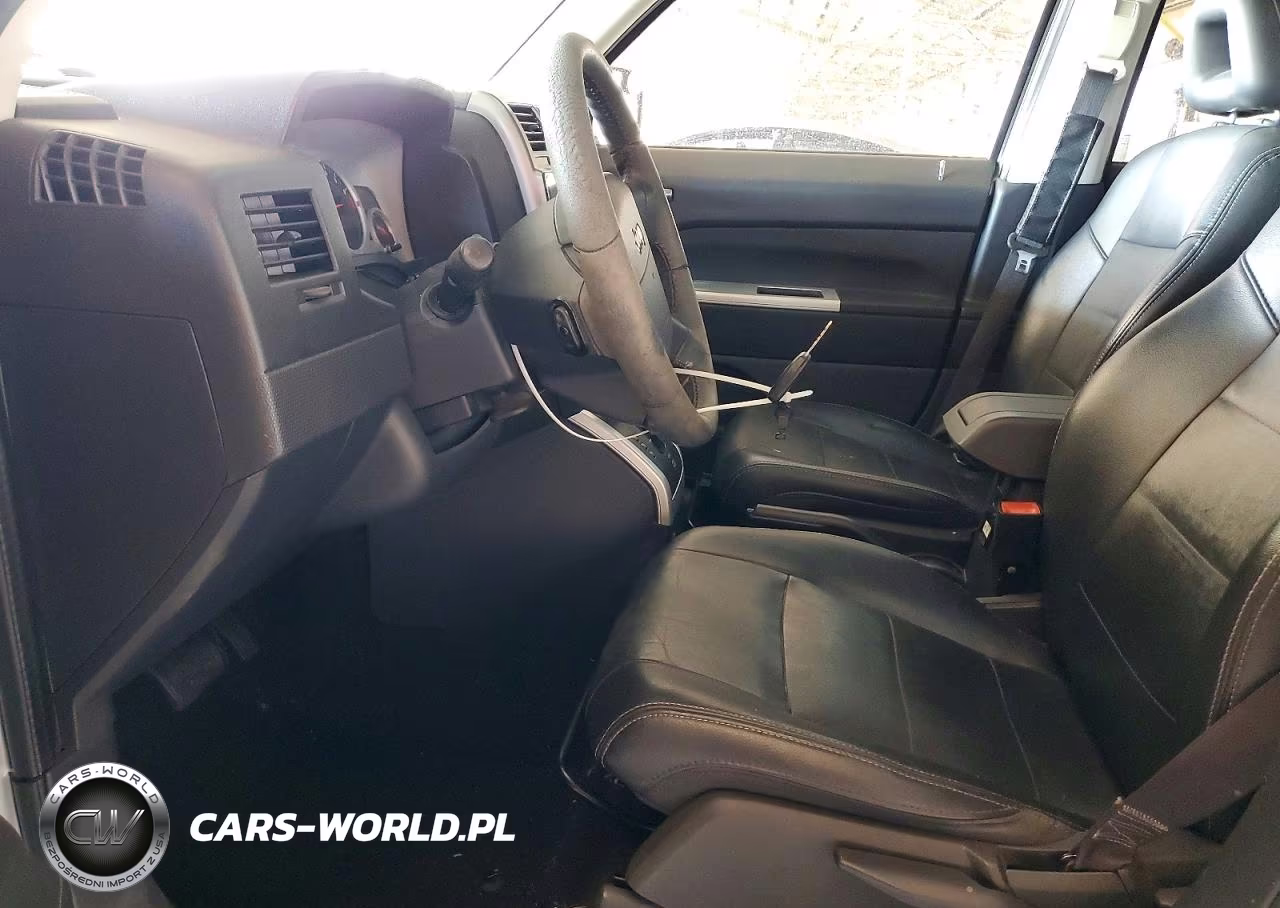 2008 Jeep Patriot Limited VIN:1J8FT48W18D797003 - 7