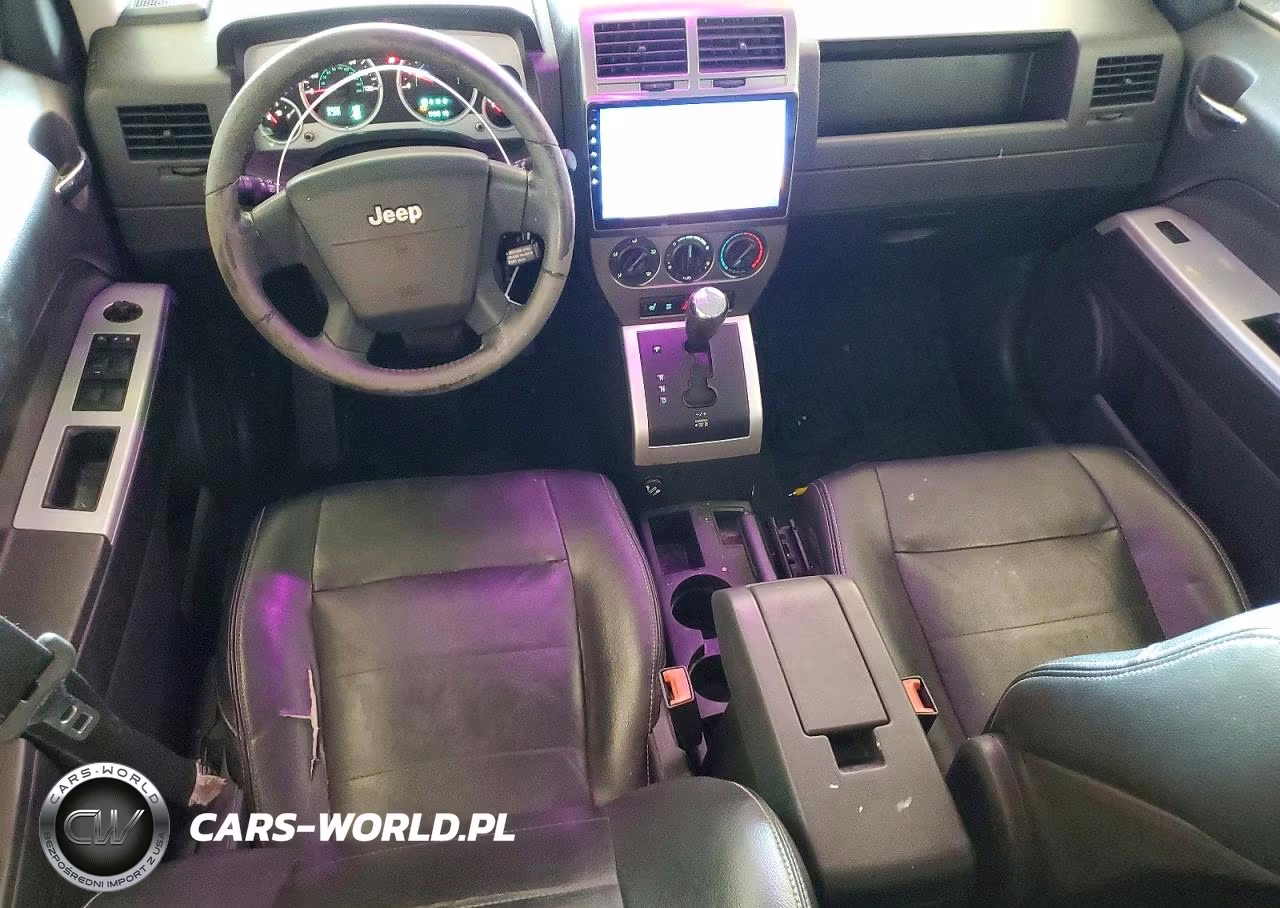 2008 Jeep Patriot Limited VIN:1J8FT48W18D797003 - 8