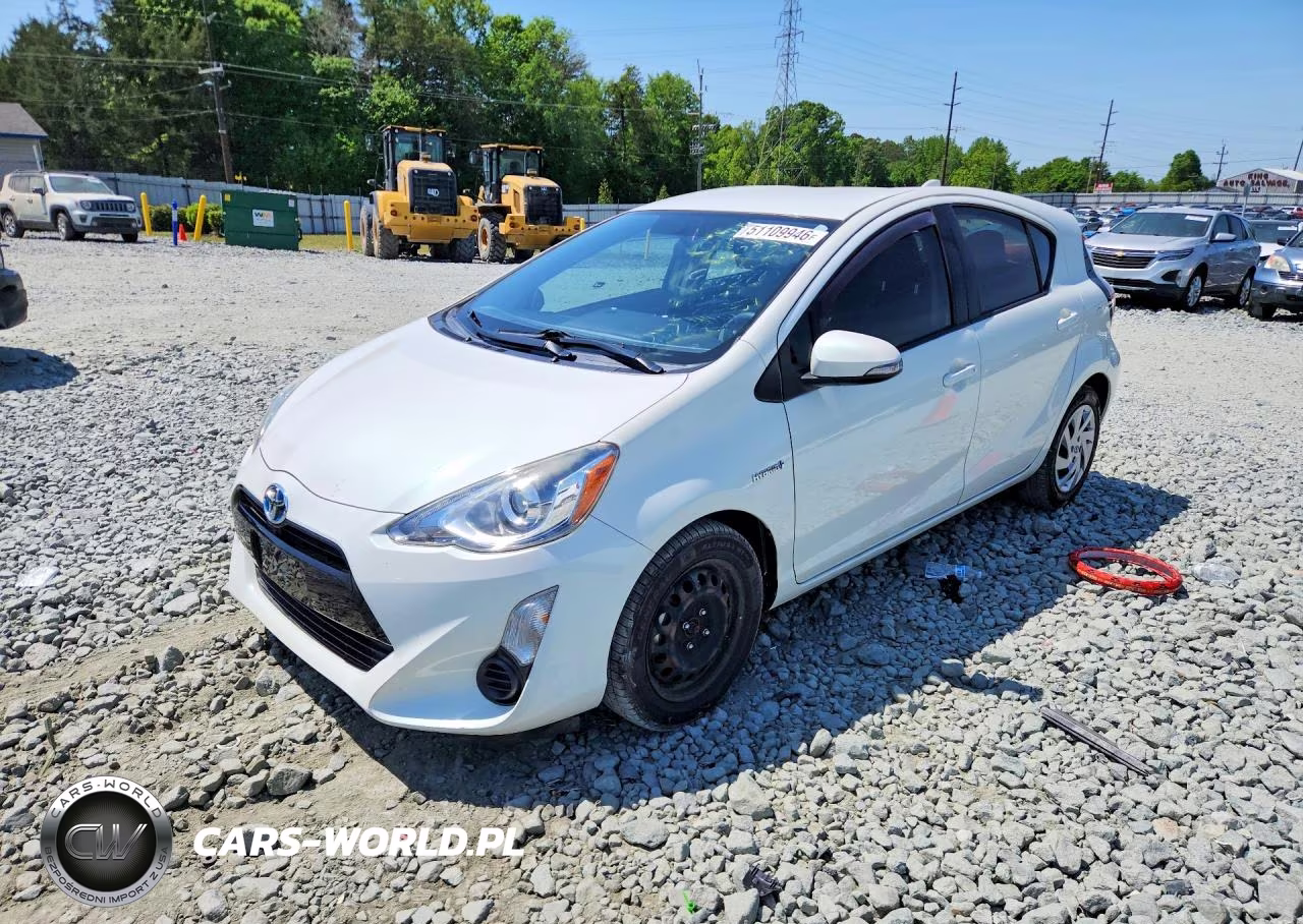2015 Toyota Prius C Two