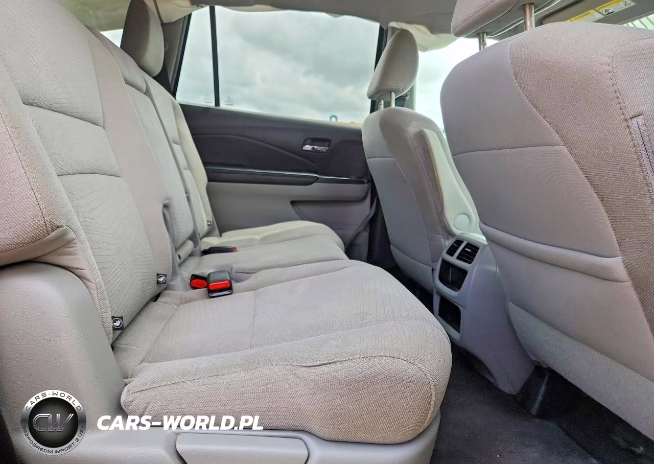 2017 Honda Pilot Lx VIN:5FNYF5H16HB034887 - 11