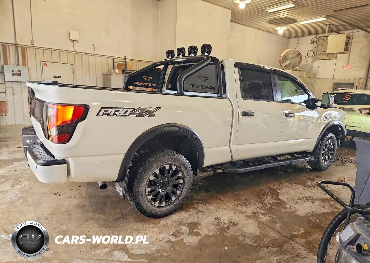 2021 Nissan Titan Xd Pro-4X VIN:1N6AA1FB7MN510237 - 3