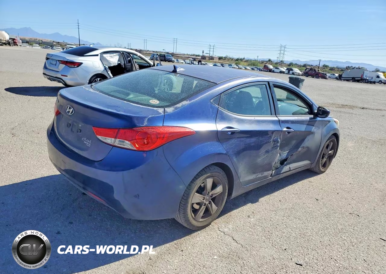 2013 Hyundai Elantra Gls VIN:KMHDH4AEXDU685016 - 3
