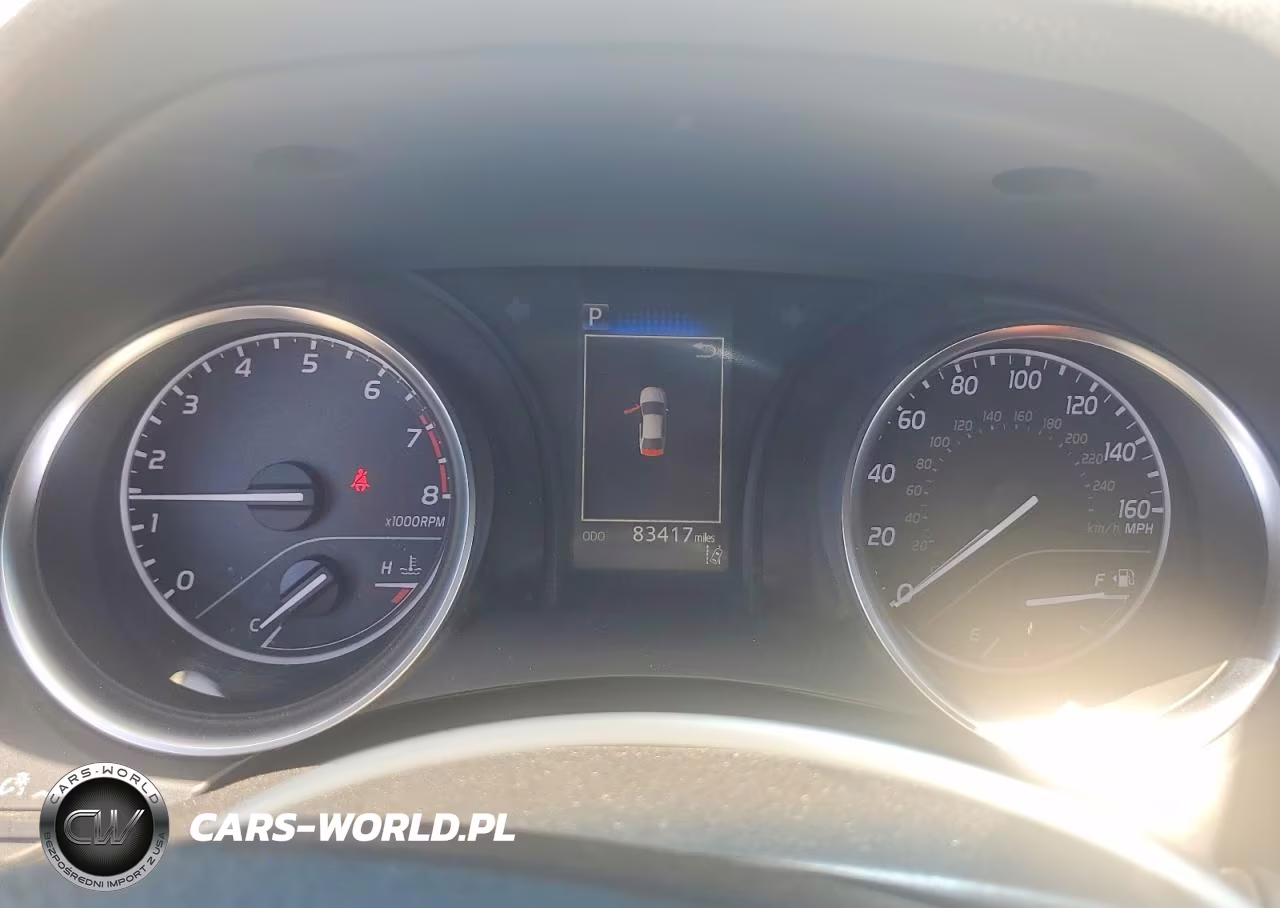 2018 Toyota Camry Le VIN:JTNB11HK4J3016800 - 9