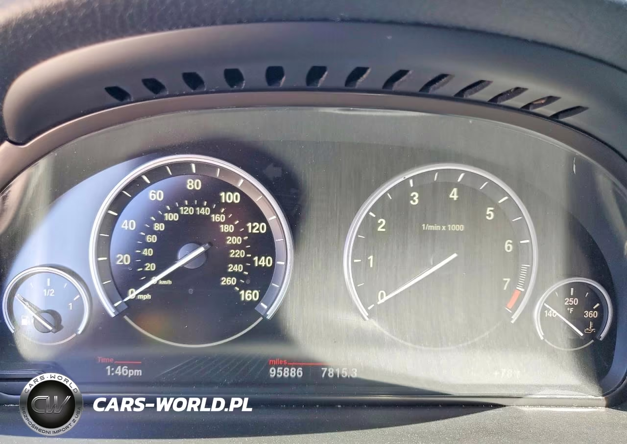 2013 BMW 5 Series VIN:WBAXG5C51DDY31842 - 9