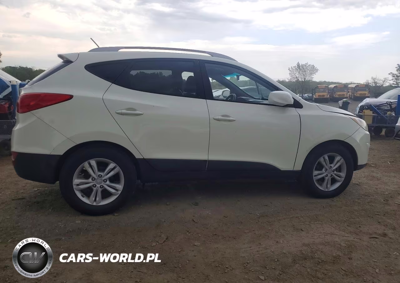 2011 Hyundai Tucson Gls VIN:KM8JU3AC3BU202941 - 3