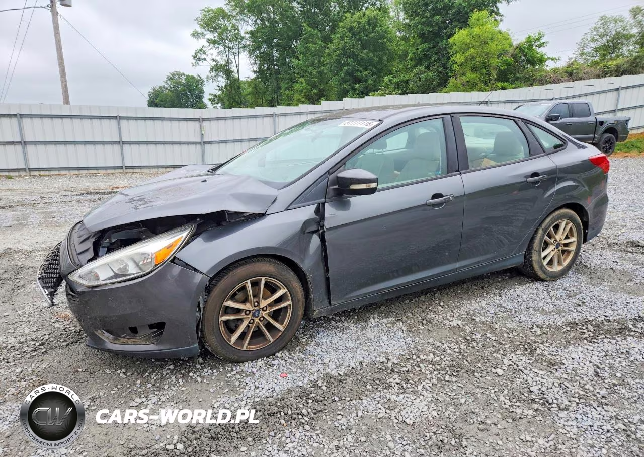 2017 Ford Focus Se – zdjęcie 1 z 12