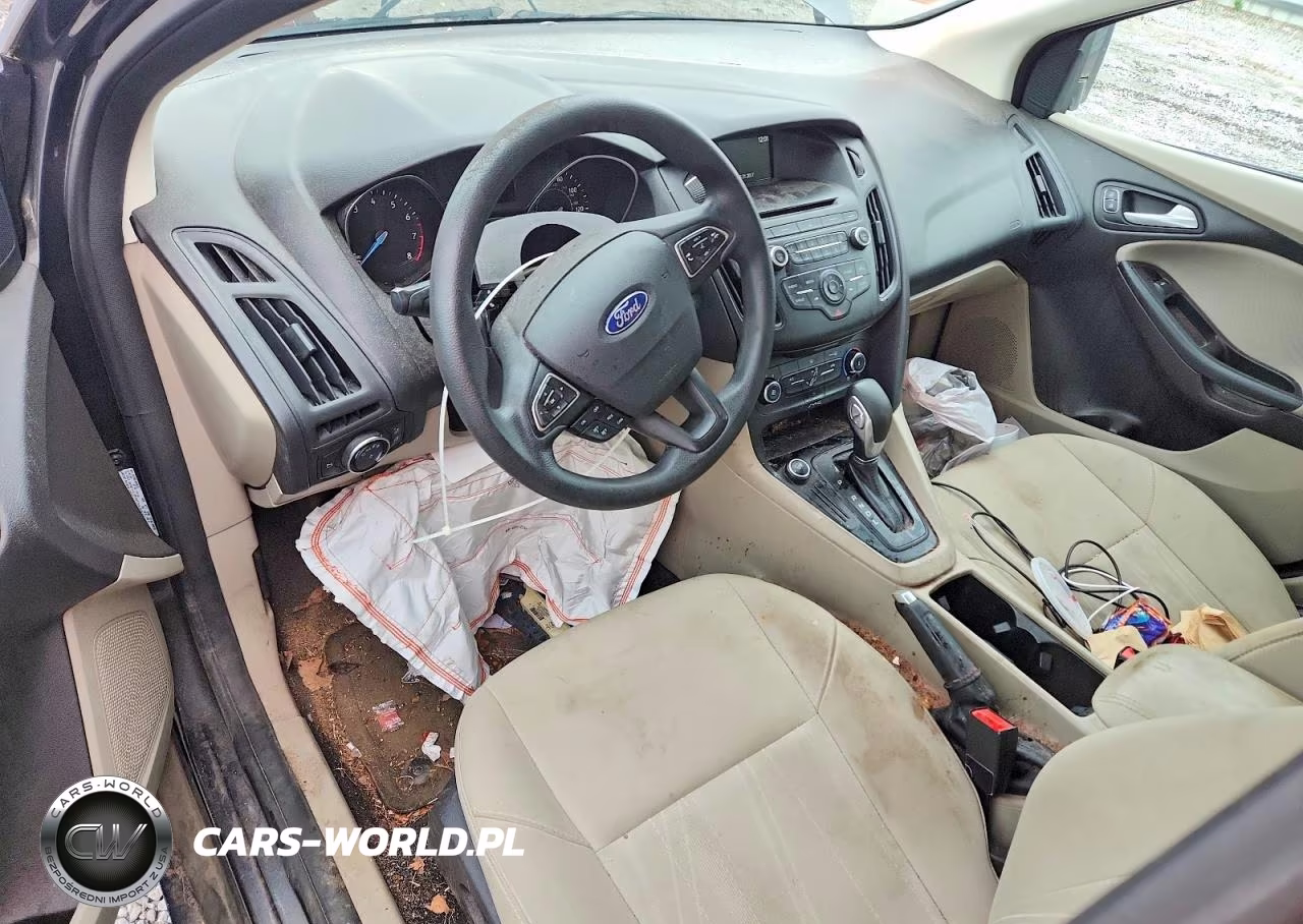 2017 Ford Focus Se VIN:1FADP3F25HL305839 - 8