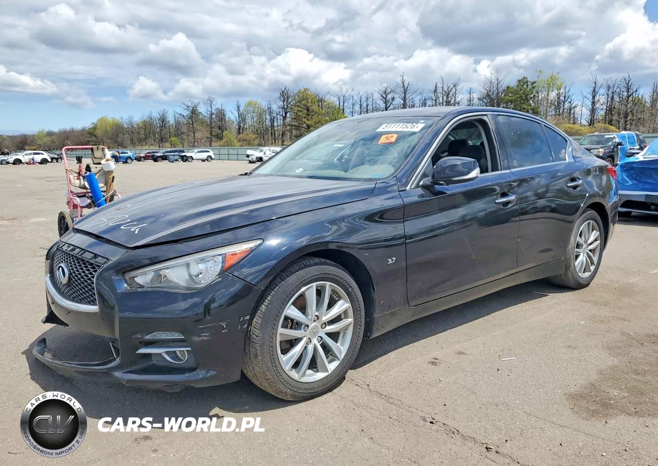 2015 Infiniti Q50 Base