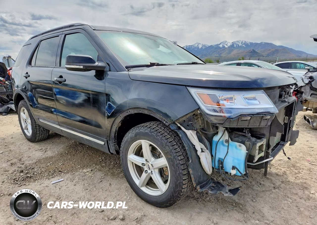 2017 Ford Explorer Xlt VIN:1FM5K8D85HGD41214 - 4