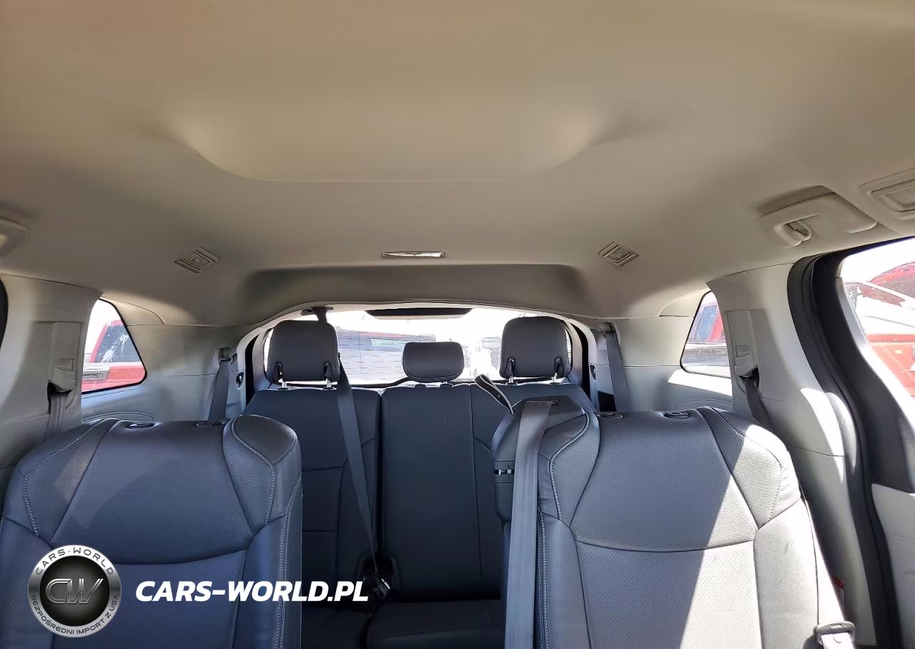 2021 Toyota Sienna Le VIN:5TDKRKEC7MS052290 - 10
