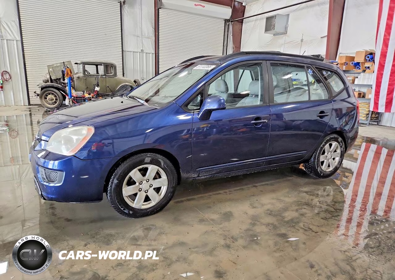 2008 Kia Rondo Lx