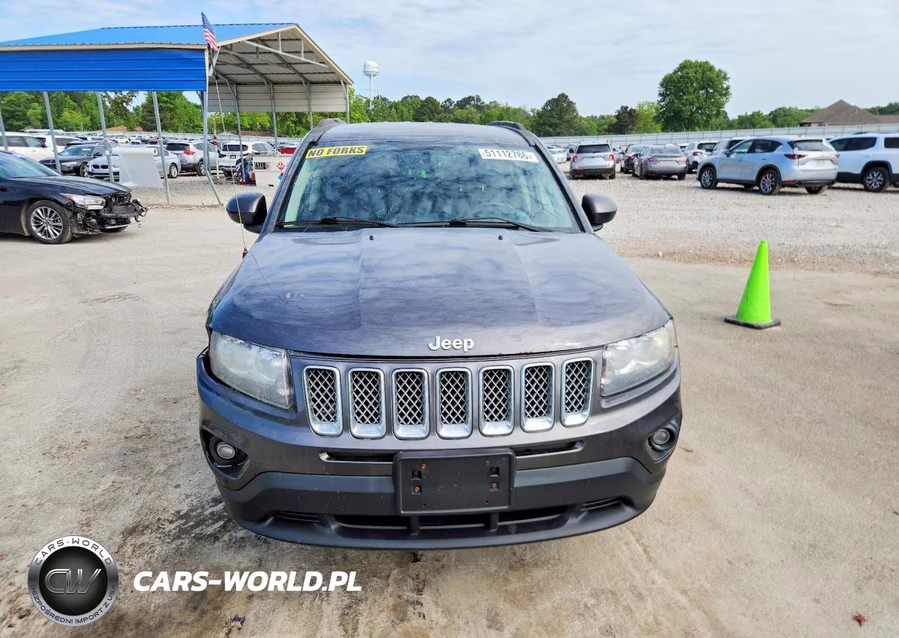 2014 Jeep Compass Latitude VIN:1C4NJDEB1ED884955 - 5