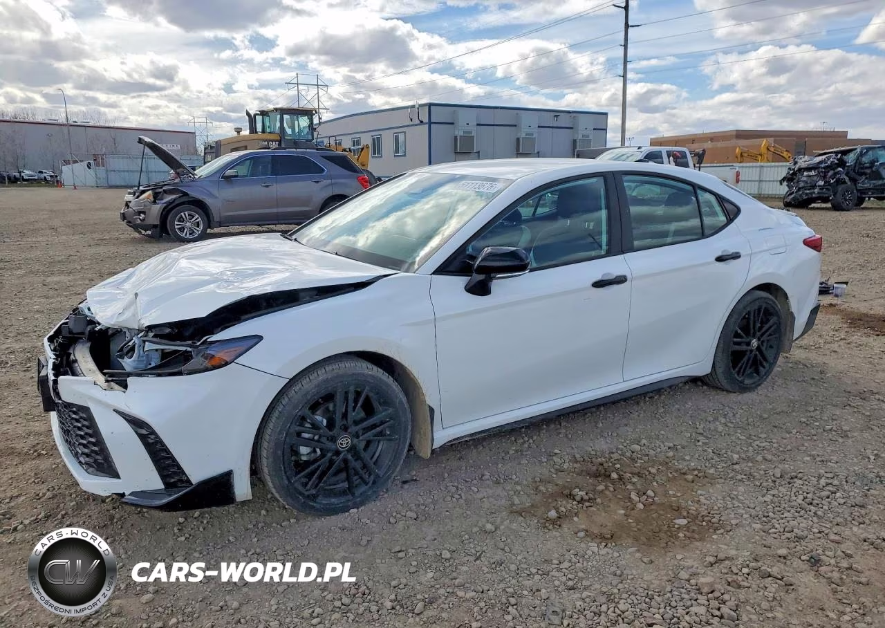2026 Toyota Camry Nightshade – zdjęcie 1 z 13