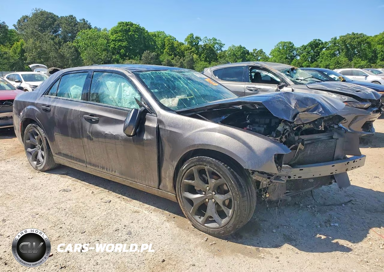 2023 Chrysler 300 S VIN:2C3CCABG2PH633310 - 4