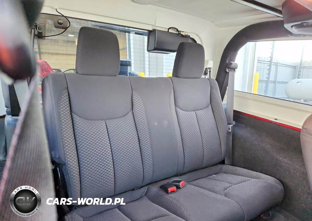 2013 Jeep Wrangler Sport VIN:1C4AJWAG5DL501003 - 10