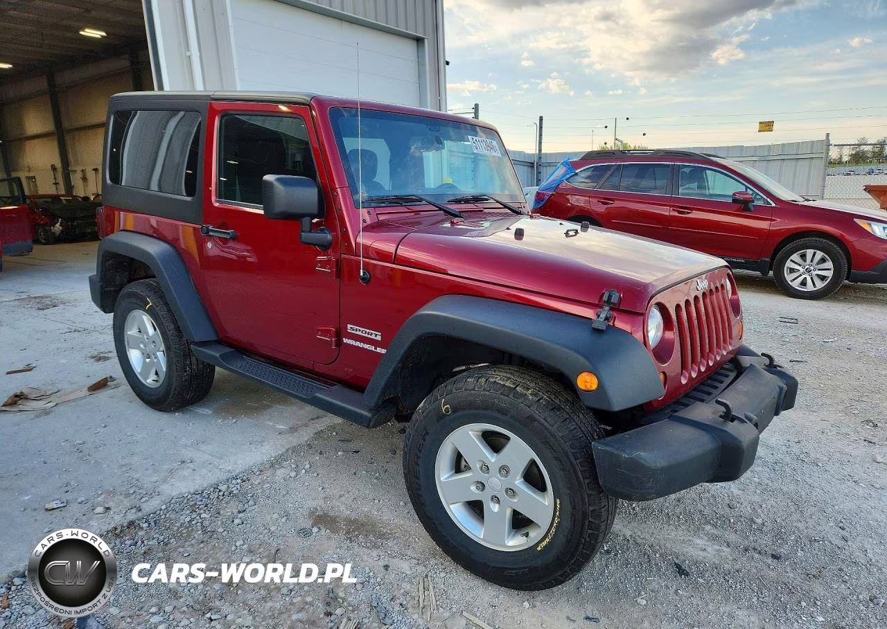 2013 Jeep Wrangler Sport VIN:1C4AJWAG5DL501003 - 4