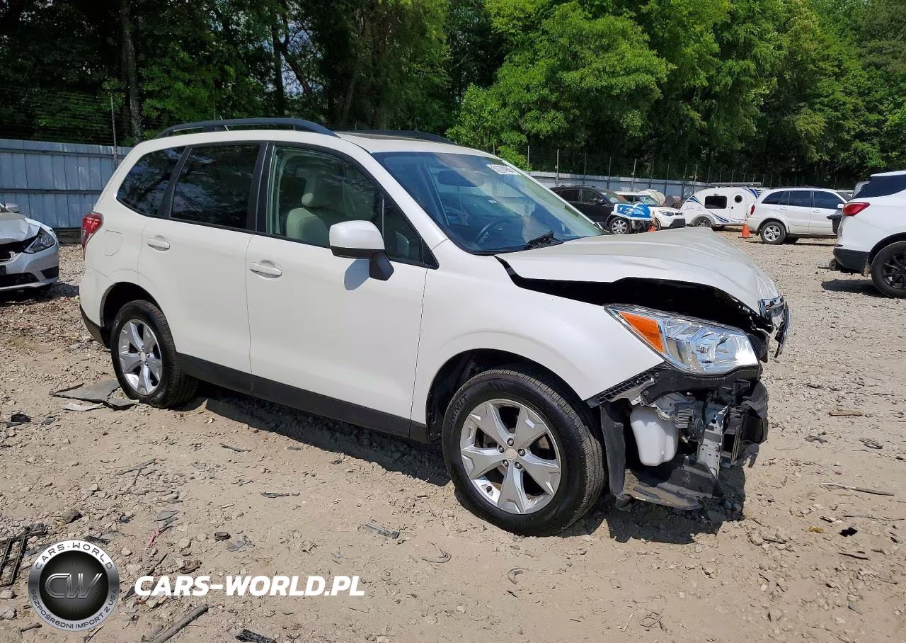 2015 Subaru Forester 2.5I Premium VIN:JF2SJADC0FH561892 - 4