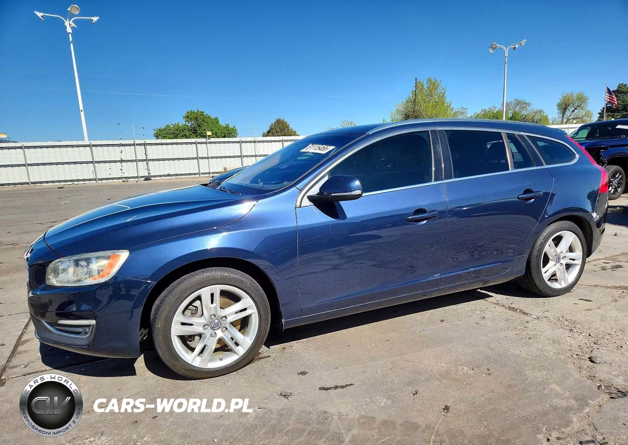 2015 Volvo V60 Premier