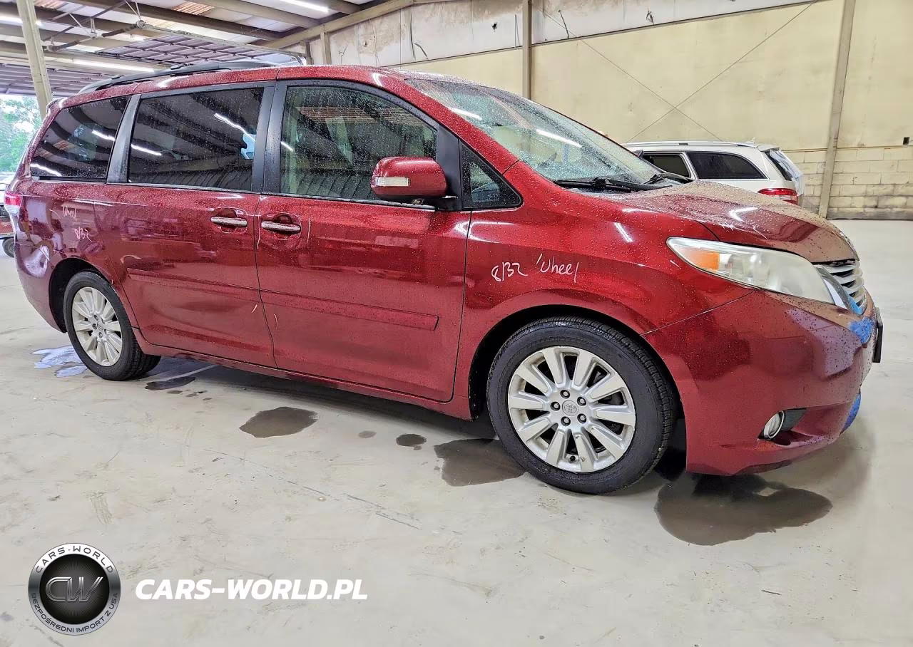 2014 Toyota Sienna Limited 7-Passenger VIN:5TDDK3DC1ES091835 - 4
