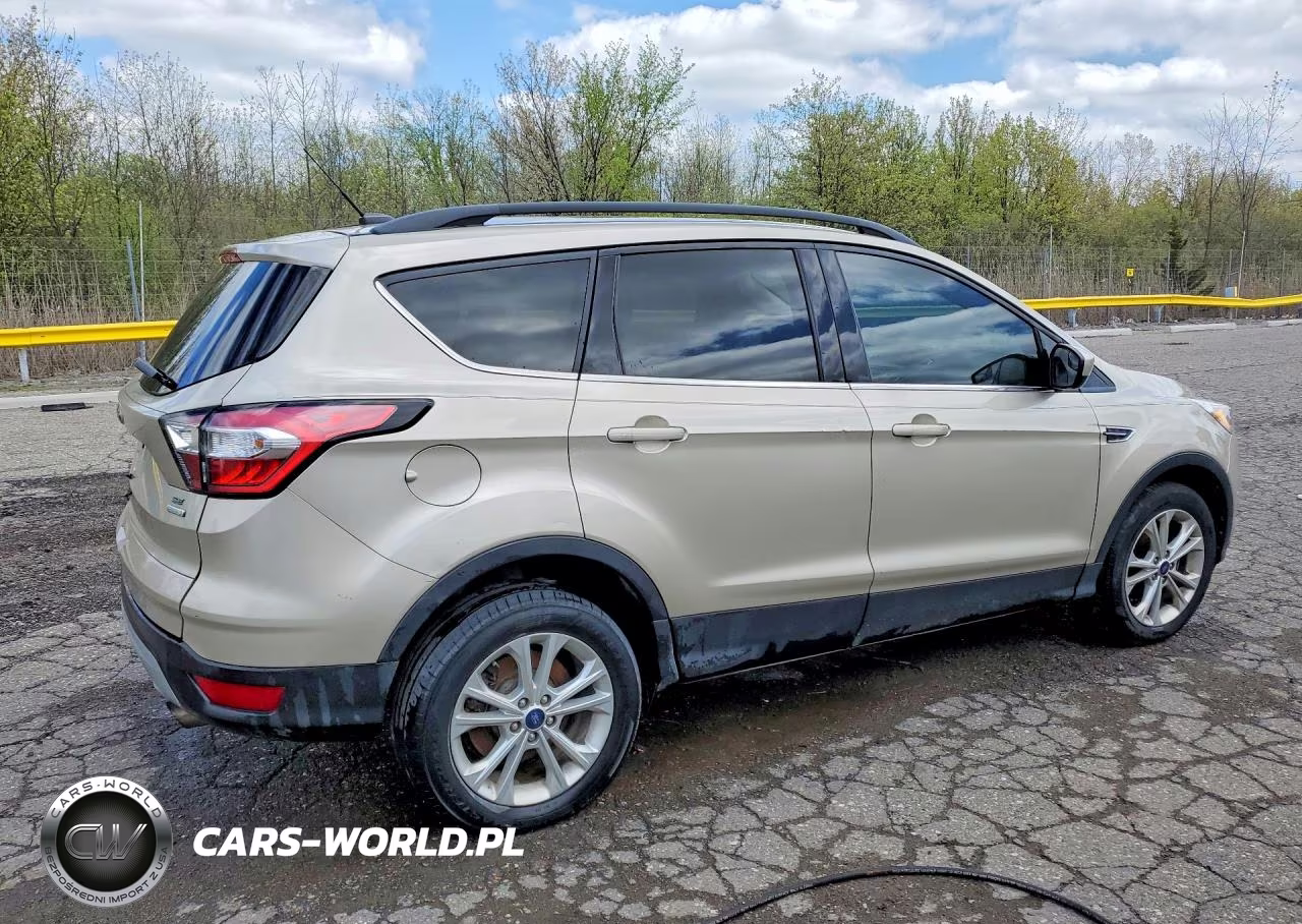 2018 Ford Escape Se VIN:1FMCU0GD8JUB61888 - 3