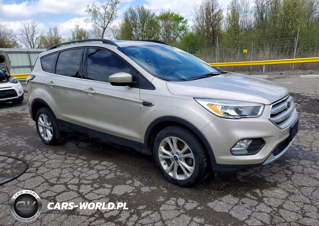 2018 Ford Escape Se VIN:1FMCU0GD8JUB61888 - 4