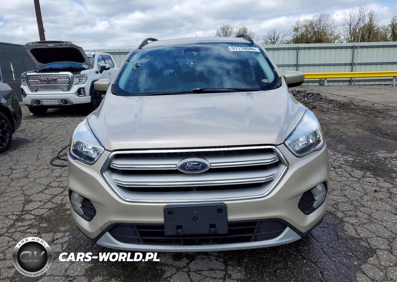 2018 Ford Escape Se VIN:1FMCU0GD8JUB61888 - 5