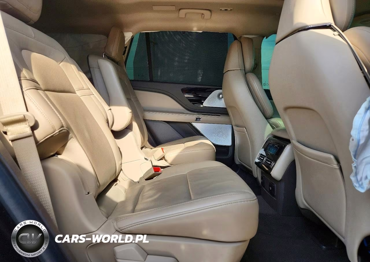 2021 Lincoln Aviator Reserve VIN:5LM5J7XC7MGL05626 - 11