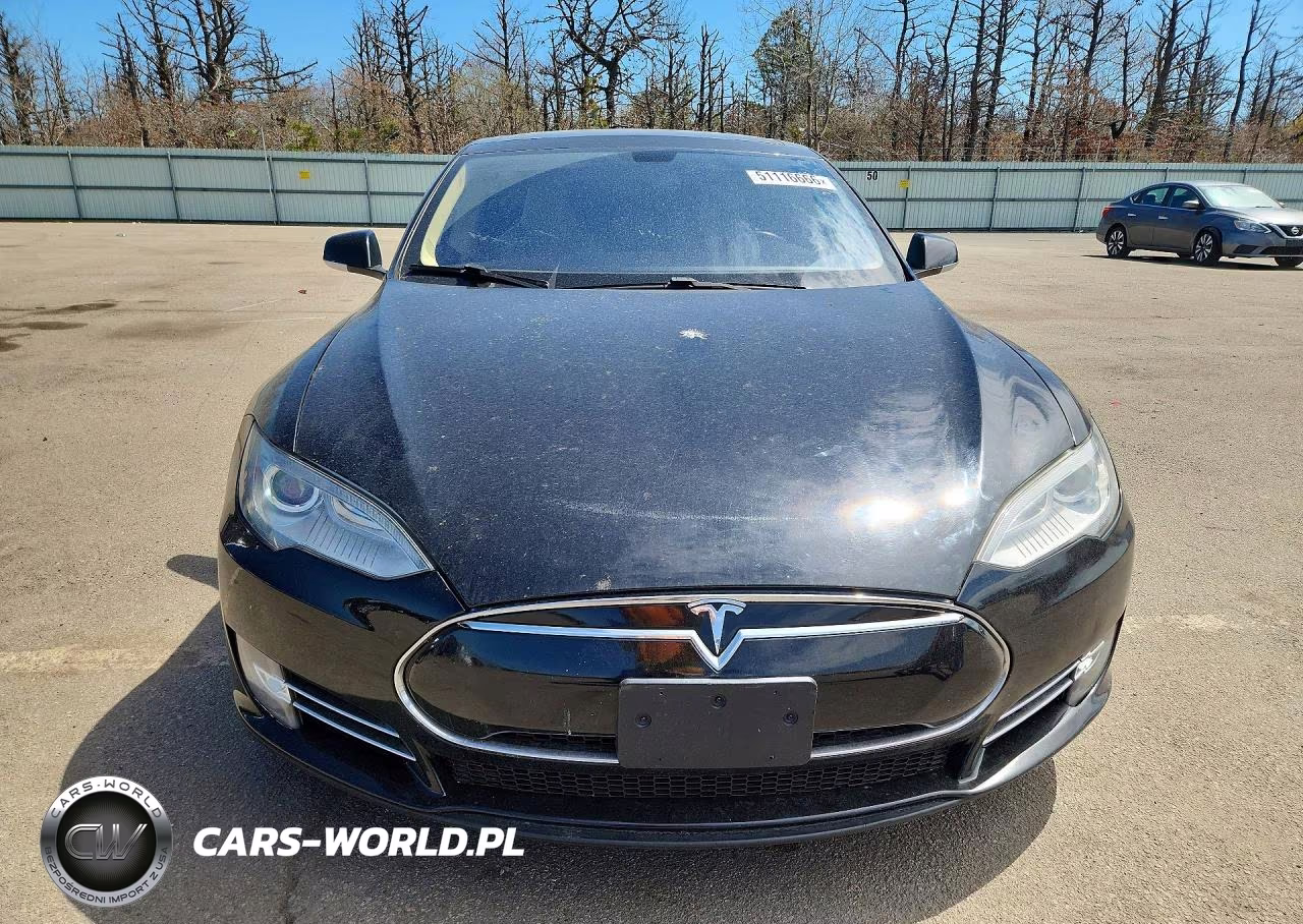 2013 Tesla Model S VIN:5YJSA1DP6DFP14029 - 5