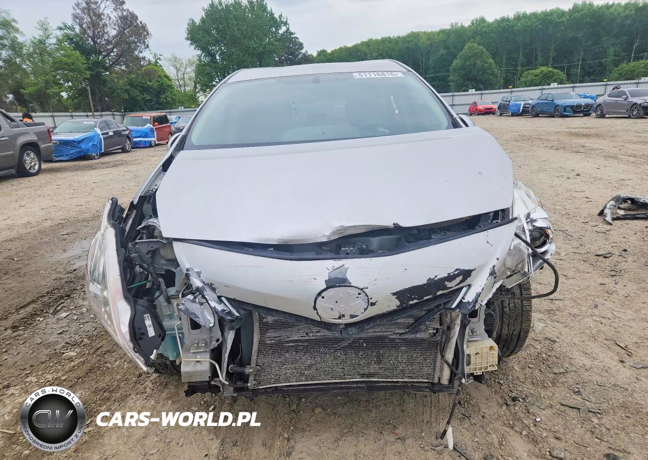 2012 Toyota Prius V VIN:JTDZN3EU5C3180701 - 5