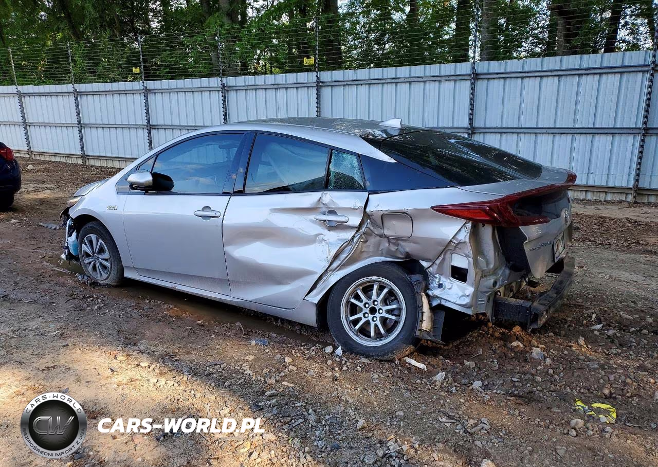 2017 Toyota Prius Prime Plus VIN:JTDKARFP1H3002090 - 2