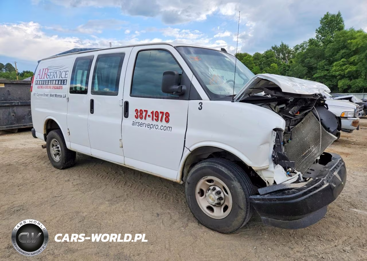 2023 Chevrolet Express G2500 VIN:1GCWGAFP5P1247910 - 4