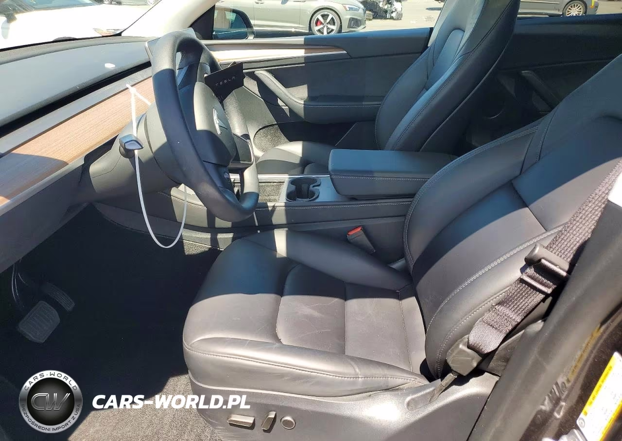 2024 Tesla Model Y VIN:7SAYGDEE6RF041566 - 7