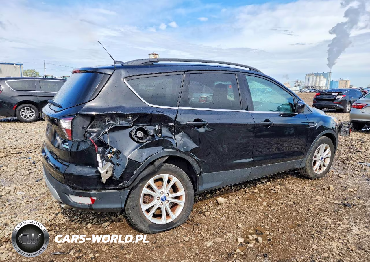 2018 Ford Escape Se VIN:1FMCU0GD3JUD15651 - 3