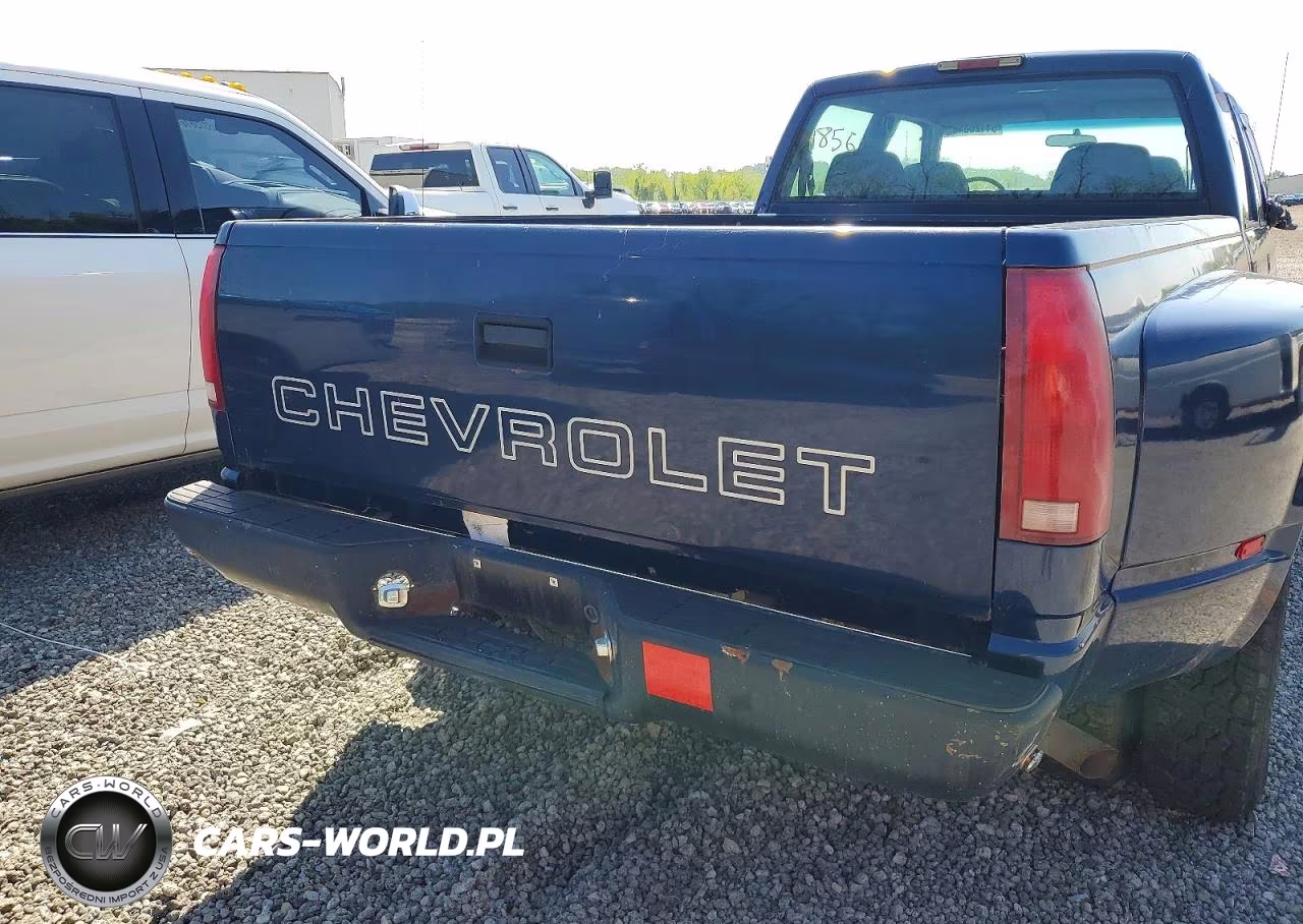 1999 Chevrolet Gmt-400 C3500 VIN:1GCHC33R4XF081856 - 10