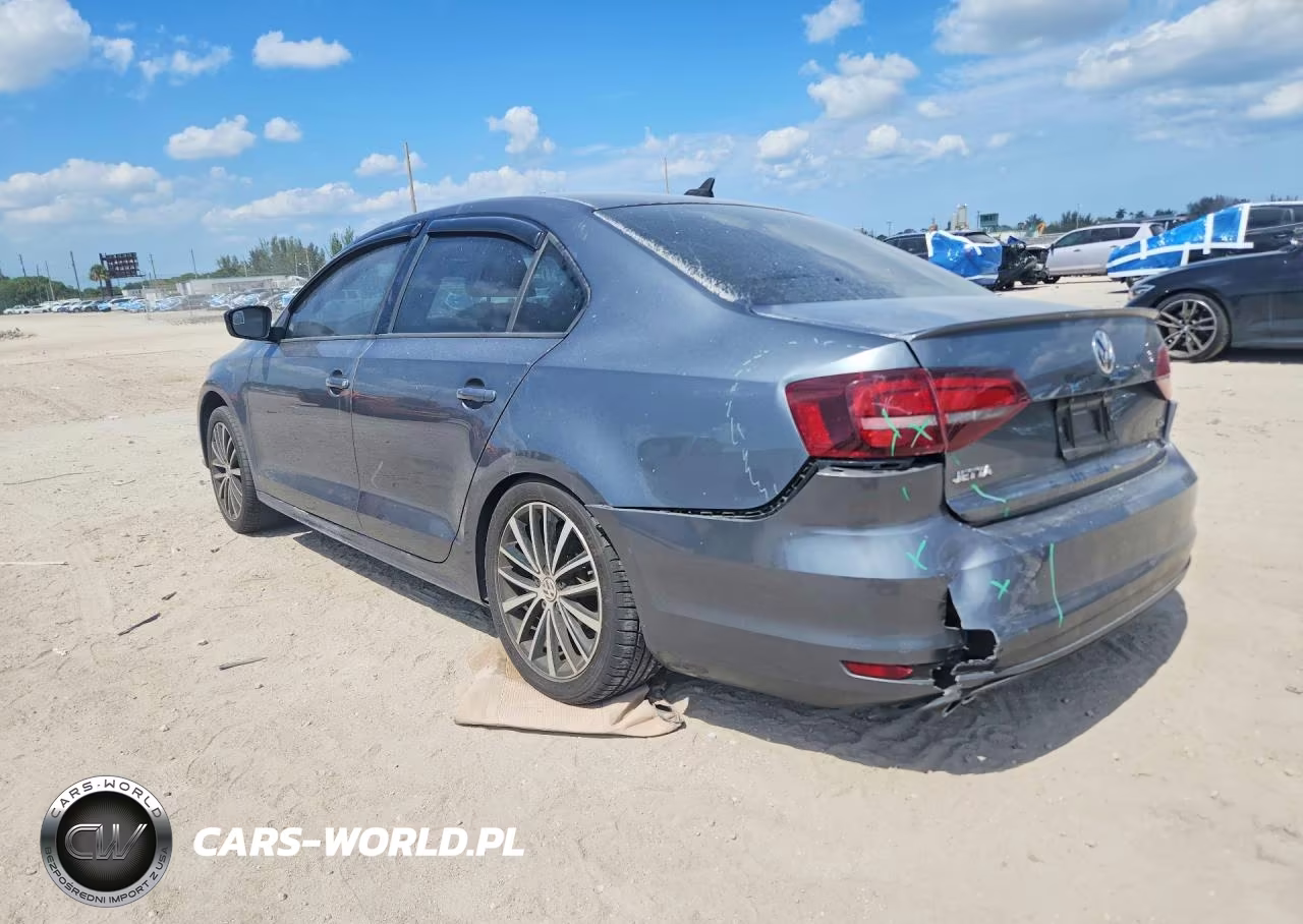 2016 Volkswagen Jetta Sport VIN:3VWD17AJ7GM326462 - 2