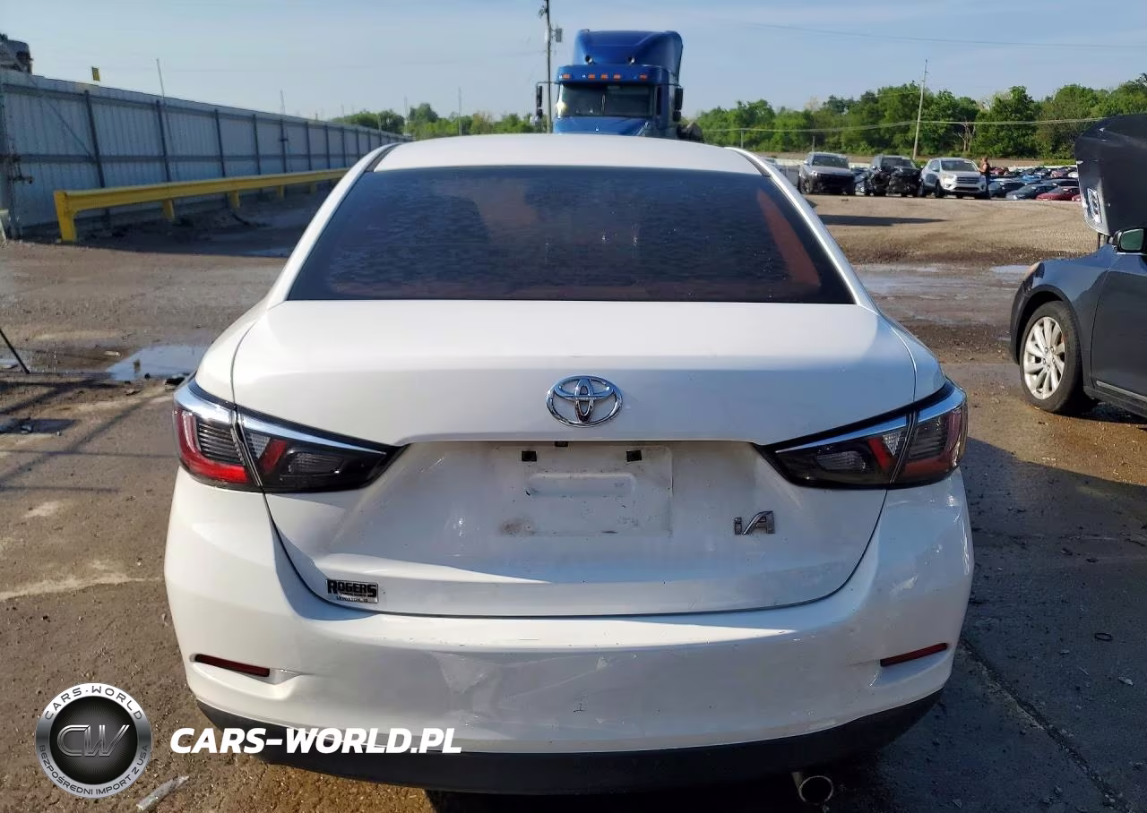 2018 Toyota Yaris Ia Base VIN:3MYDLBYV4JY326252 - 6