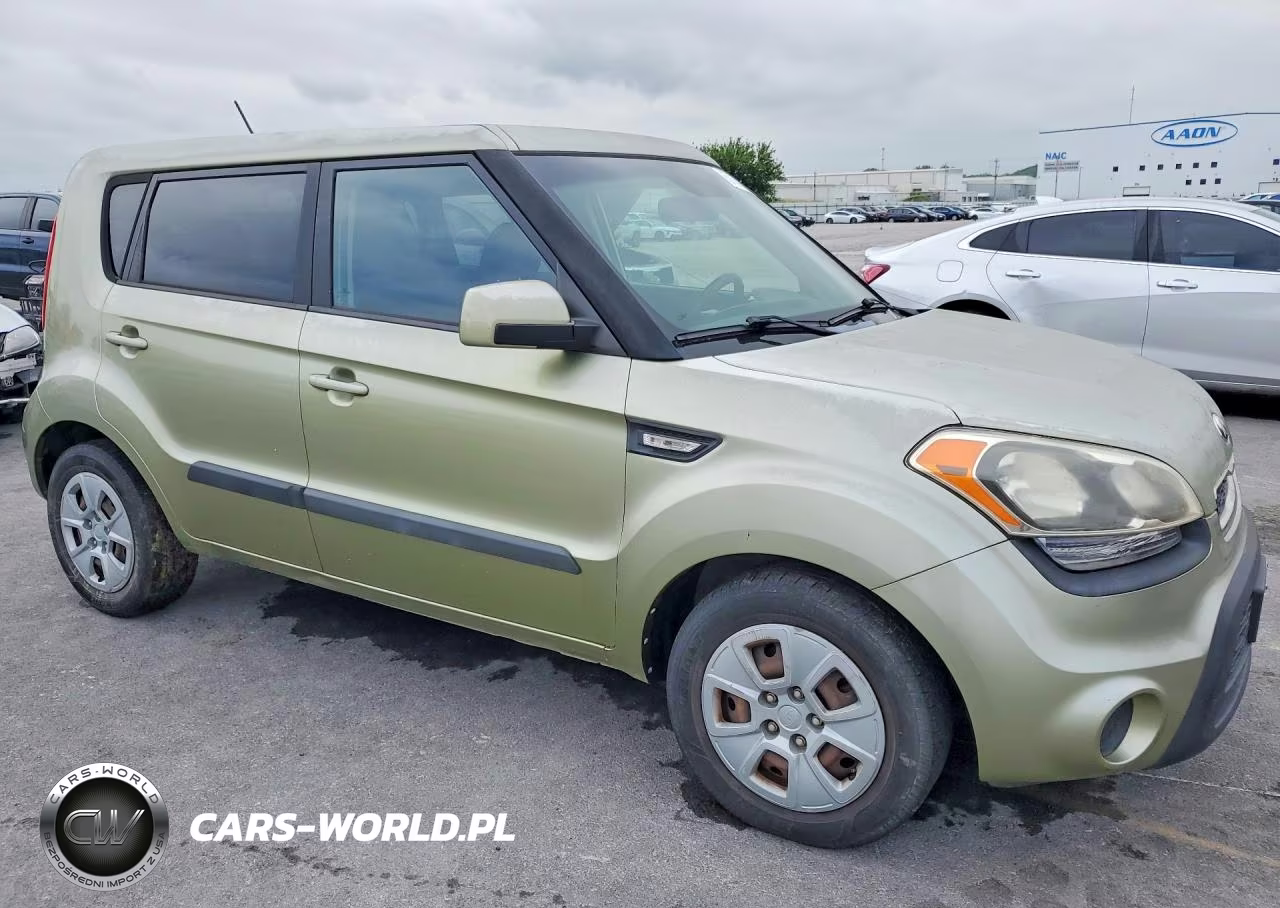 2013 Kia Soul Base VIN:KNDJT2A52D7535409 - 4