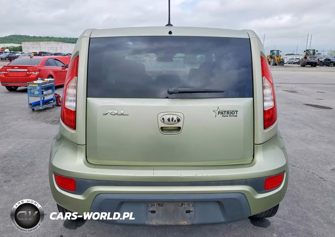 2013 Kia Soul Base VIN:KNDJT2A52D7535409 - 6