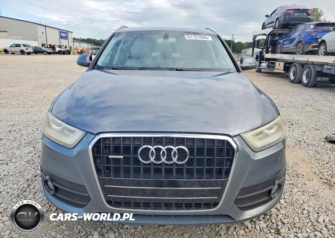 2015 Audi Q3 Premium Plus VIN:WA1EFCFS2FR002538 - 5