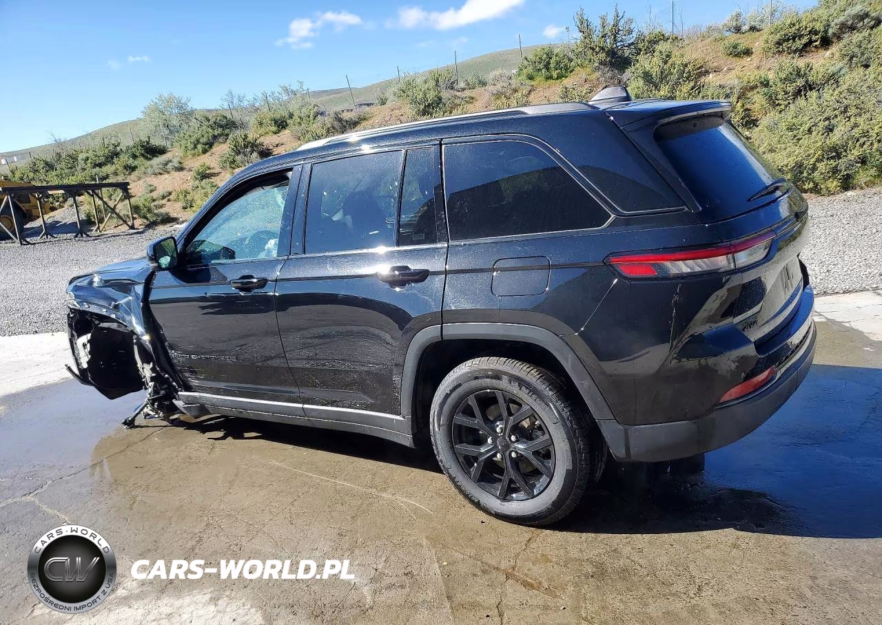 2025 Jeep Grand Cherokee Laredo VIN:1C4RJHAG0SC323318 - 2