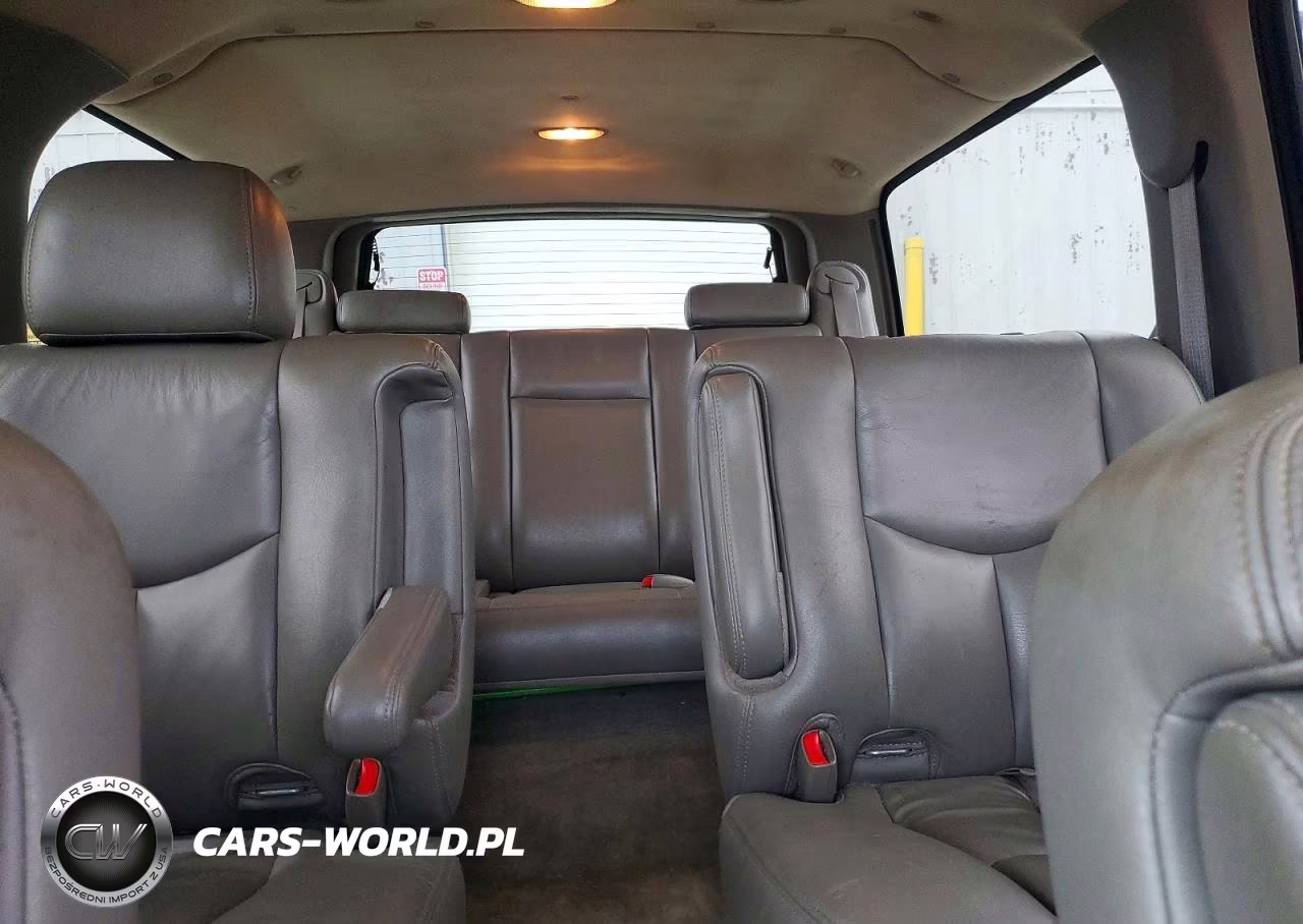 2005 Chevrolet Suburban K1500 VIN:3GNFK16Z85G173582 - 10