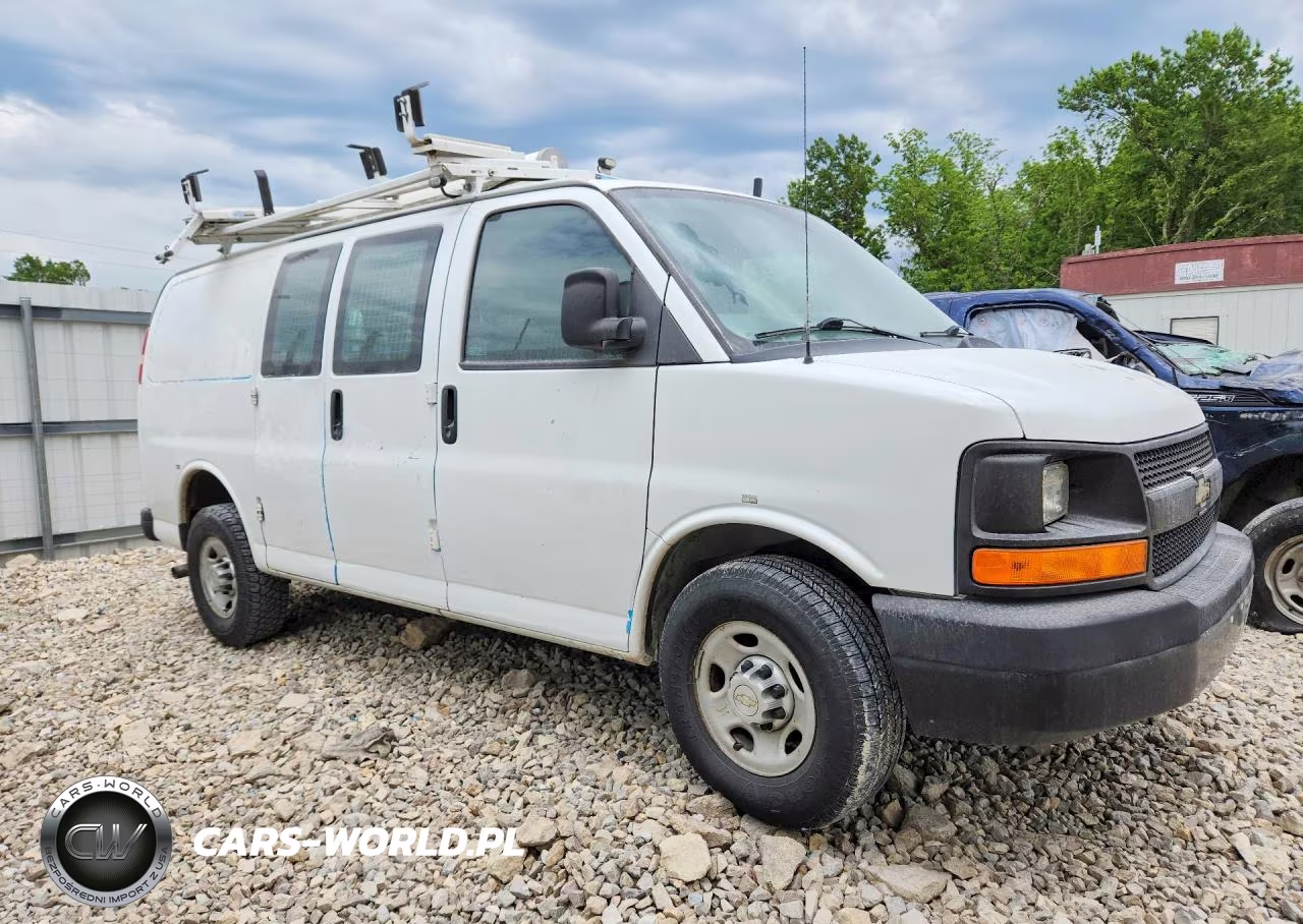 2013 Chevrolet Express G2500 VIN:1GCWGFCA0D1903648 - 4