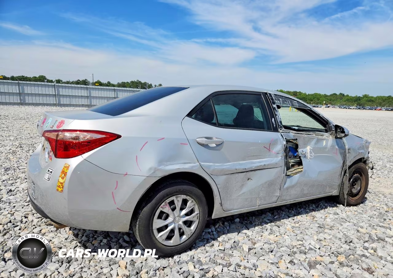 2017 Toyota Corolla L VIN:2T1BURHE5HC774019 - 3