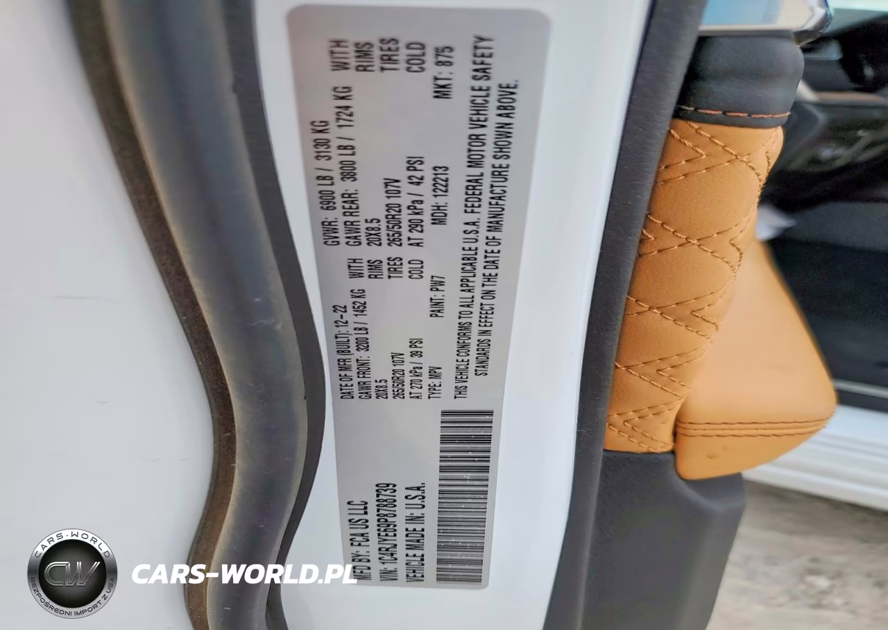 2023 Jeep Grand Cherokee Summit 4Xe VIN:1C4RJYE69P8788739 - 13