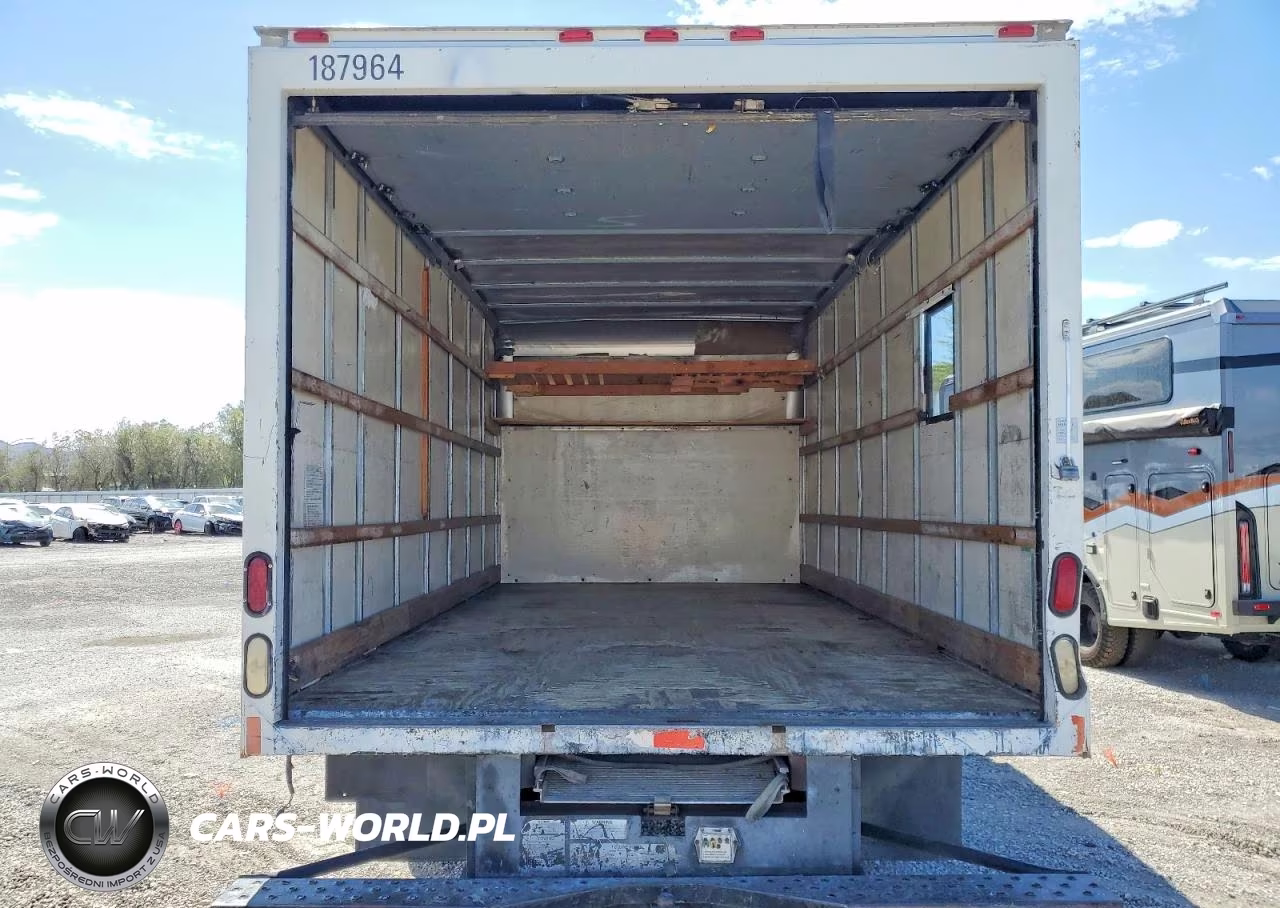 1999 Ford E350 Box Truck VIN:1FDWE37L3XHA82875 - 10