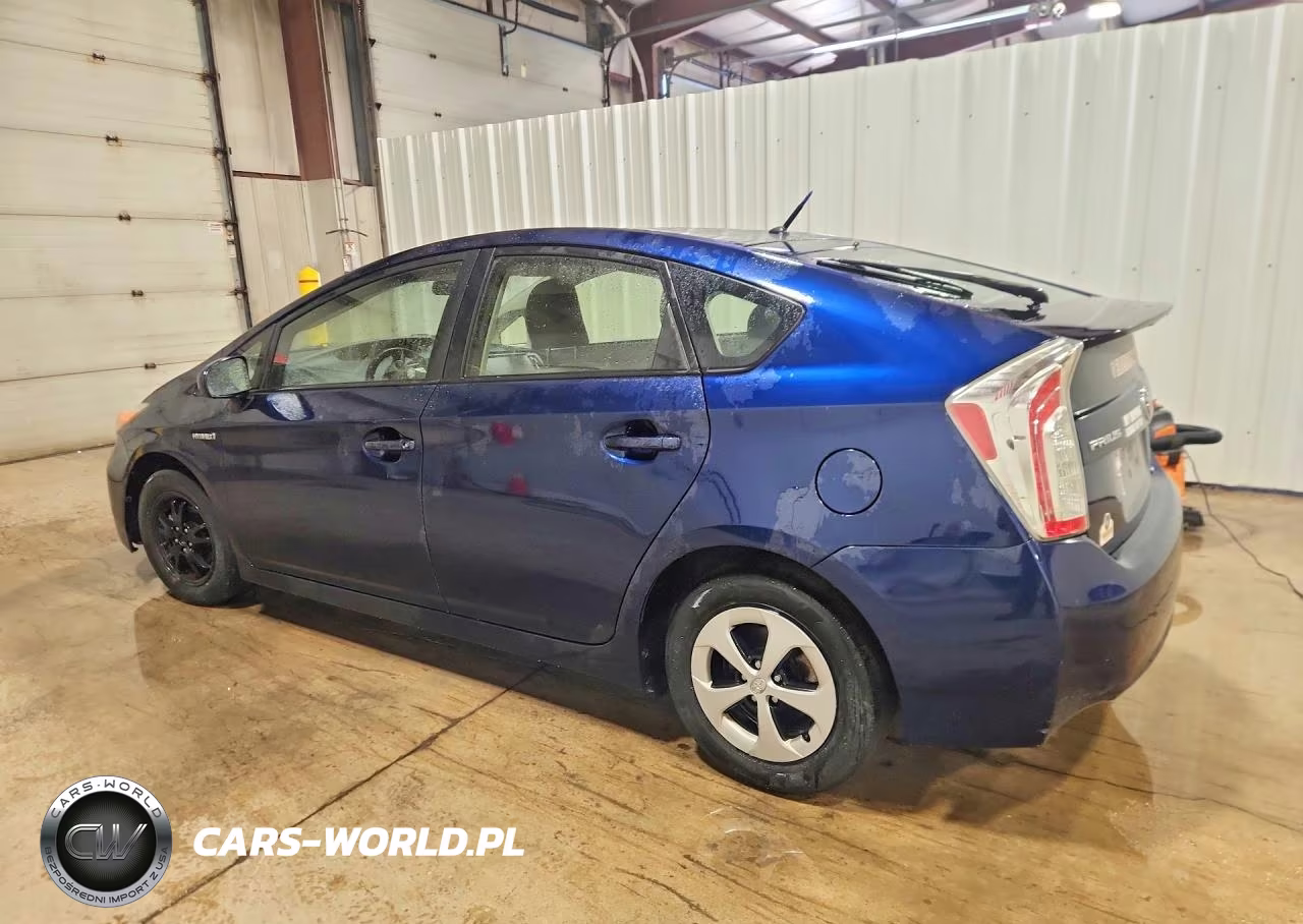 2013 Toyota Prius Two VIN:JTDKN3DU5D1683418 - 2
